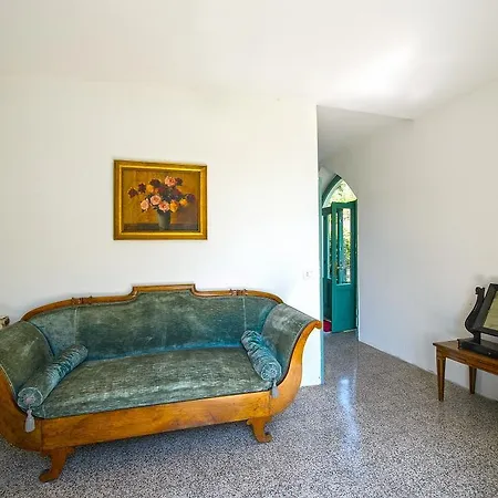 Charming Il Motto With Pool Villa